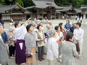 三条市・文化財めぐりで弥彦神社へ