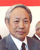 市展賞の顔、日本画、土田文雄さん(72)=鶴田4=『水無月』