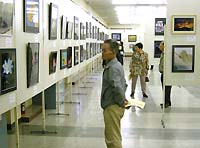 第23回三条市美術展は市民の出足鈍い