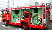 燕市消防本部が導入の水槽付き小型ポンプ車、操作パネルや装備