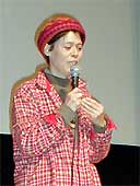 あいさつする川瀬実行委員長