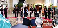 「きらめく越後I LOVE 県央2001」、開場式のテープカット
