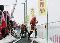 中ノ口川で放水訓練