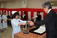 卒業証書の授与