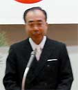 式辞を述べる高橋学校長