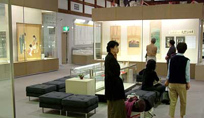 三条市歴史民俗産業資料館で始まった浅野正俊展