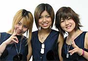 「RAY-NA」のメンバー