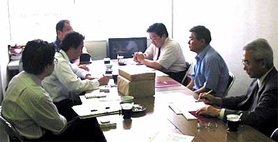 17日開かれた三条工業会ネットバザール委員会会議