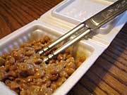 こんな具合に納豆をかき混ぜて…