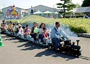 三条下水処理センター場内を走るミニSL