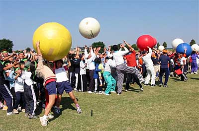市民3000人が参加した2002・三条スポレク祭