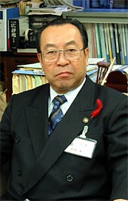 新しい局面もプラス思考で冷静に受け止める高橋燕市長