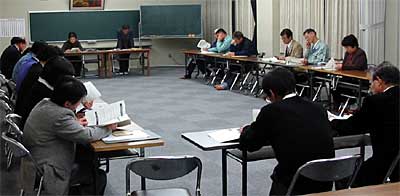 8日、燕工業高校で開かれた地域の声を聞く会