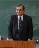 講師の五十嵐安夫(株)原信専務取締役