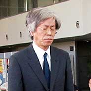 第1部門で経済産業大臣賞受賞の表彰を受ける(株)サクライ社長(上)と受賞した「j-toneうるしカトラリージャポネーゼ」(下)
