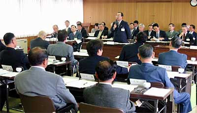 改選後初の燕市議員協議会