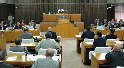 合併の質問が相次ぐ燕市議会の6月定例会