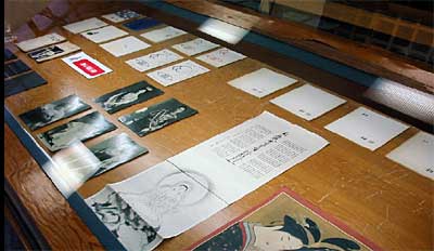 13日まで三条市立図書館で開かれている「本の虫コレクション～PART3戦前の新聞雑誌付録と地元出版物」