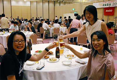 9日開かれた燕物流センター青年部主催第13回つばめ物流センター大納涼会