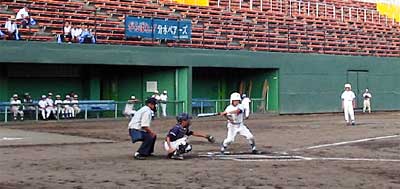 9、10日と三条市民球場で開かれた第9回県央地域選抜少年野球大会