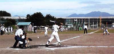 16日開かれた三乗野球連盟主催三条市中学校野球大会