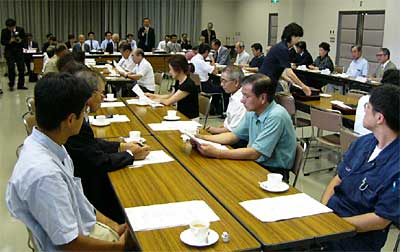 26日開かれた第36回三条夏まつりの反省・報告会
