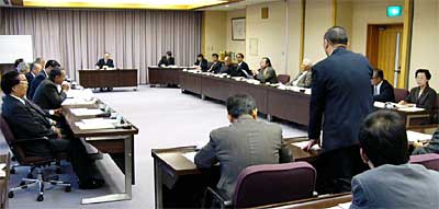 25日開かれた田上町議会の全員協議会