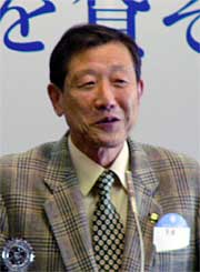 講話する高橋三条市長