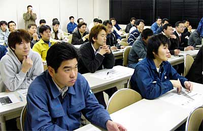 25日開かれた三条エコノミークラブの例会