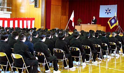 三条工業高校と燕工業高校が統合され、県央工業高校として再出発して初めて迎える新入生