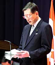 式辞を述べる高橋三条市長