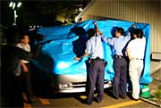 加害者の児童を乗せて児童相談所へ向かう車