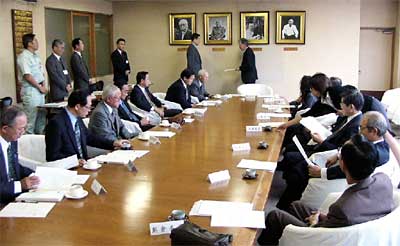 19日開かれた三条市都市計画審議会で破砕施設の増設を計画する三条市上保内地内のリサイクル工場について答申