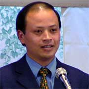 研修生代表であいさつする李さん