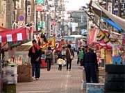 東別院参道に並ぶ露天