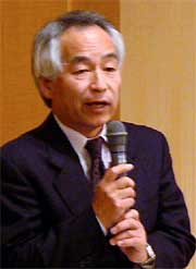 専務理事に選任され、あいさつする後藤さん