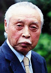 肺炎で97歳で亡くなった鶴巻さん