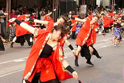 7日行われた三条夏まつりの「Vivaスーパーよさこい宣言!vsマツケンサンバin Sanjo」