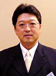 三条エコノミークラブの次年度会長に決まった藤原副会長