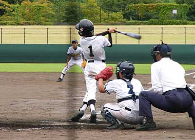 23、24の2日間開かれた第1回秋季少年野球大会の決勝