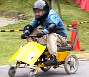 三条エコノミークラブ会員が手作りしたエコカー