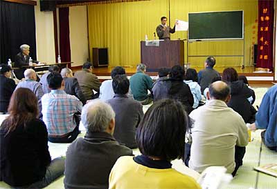 29日開かれた燕北地区まちづくり協議会の環境講演会