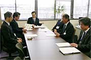 各部長が出席して第1回の地域振興会議