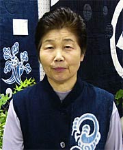 古布の魅力に引き込まれている丸山さん