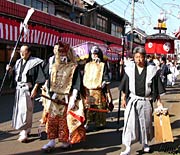 神輿行列の天狗