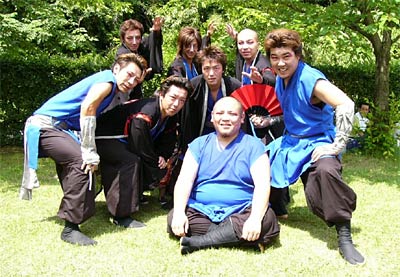 花菖蒲まつりに出演したときの「焔」の記念撮影