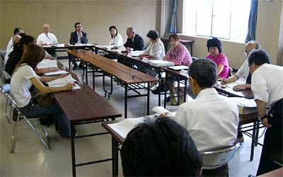 27日開かれた三条市公立保育所民営化検討委員会