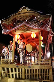 昨年末に復元された歌舞伎屋台「地蔵堂本町屋台」