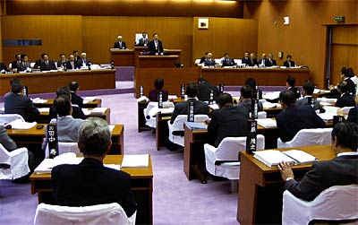 6日開会した三条市議会9月定例会