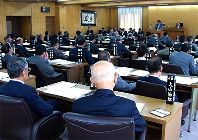 27日の燕市9月定例会最終日